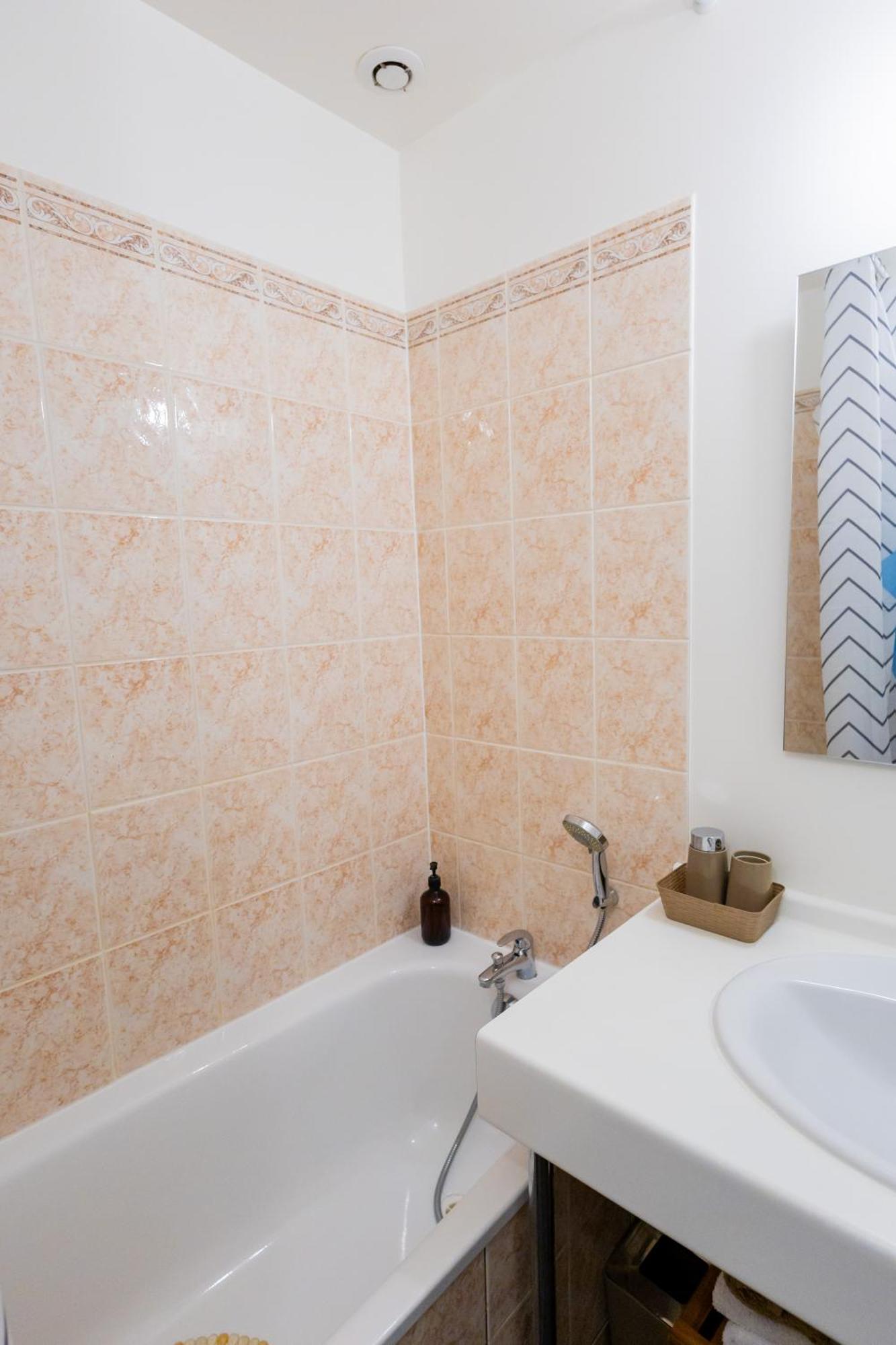 Appartement Jelyad Angelus Proche Disney 샹틀루 앙 브리 외부 사진